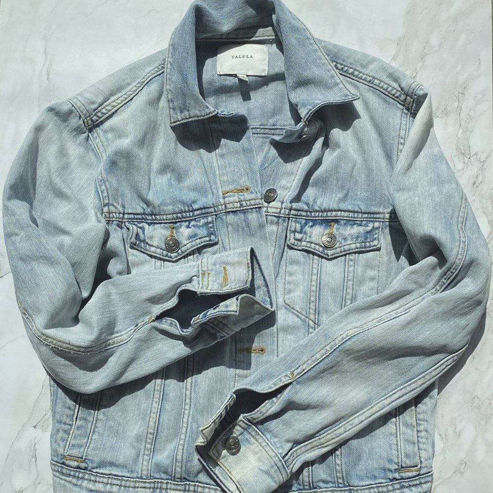 Talula Women's Blue Cotton Long Sleeve Button Fly Denim Jeans Jacket Size XS